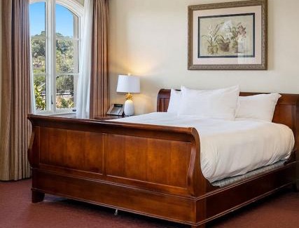 Atascadero Hotel | Carlton Hotel