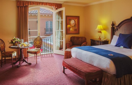 Atascadero Hotel | Carlton Hotel