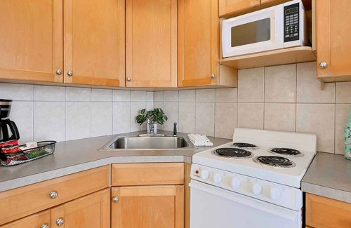St. Pete Beach Hotel | Carlton House Motel