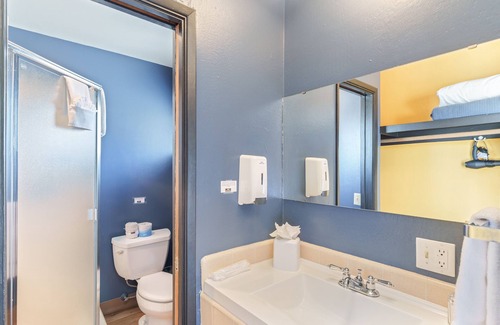 Mission Fields Hotel | Carmel River Inn & Cottages
