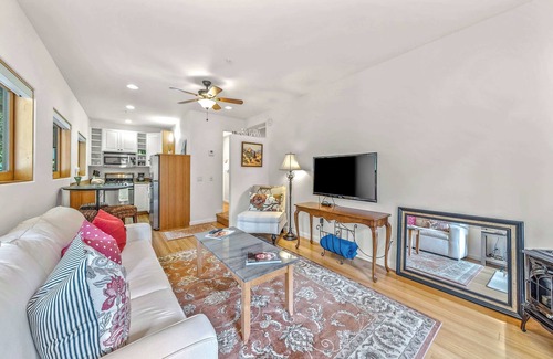 Northeast Carmel House | Carmel Romantic Escape for 2