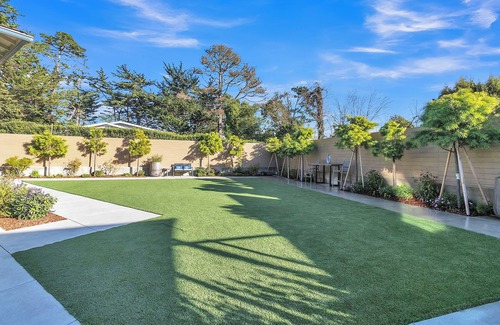 Northeast Carmel Apartment | Carmel Studio Hideaway - Fast WiFi!