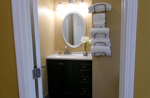 Northwest Carmel Hotel | Carmel Wayfarer Inn