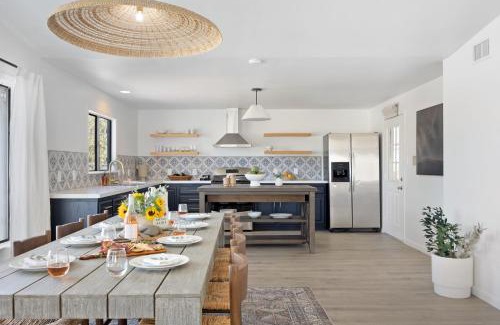 Twentynine Palms House | Carmella by AvantStay Modern JTree Home w Large Outdoor Area