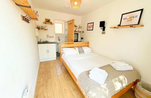 Saint Paul's House | Carmen Suite EcoPod Treehouse in the city centre