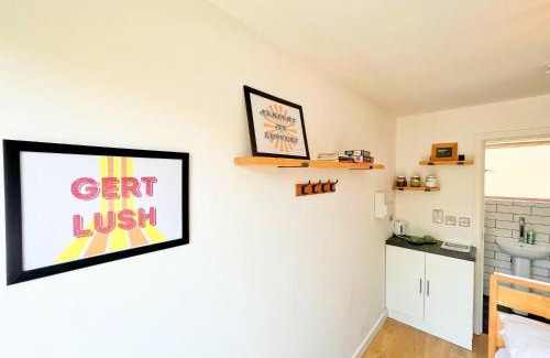Saint Paul's House | Carmen Suite EcoPod Treehouse in the city centre