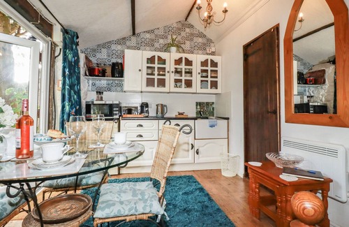 Luxulyan Cottage | Carminow Barn
