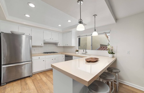 Corona del Mar Villa | Carnation Villa – Gorgeous 3 BDR