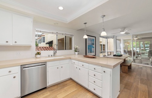 Corona del Mar Villa | Carnation Villa – Gorgeous 3 BDR