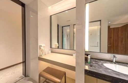 Gelang Patah Apartment | Carnelian Tower Hotel at ForestCity 4118 with WIFI