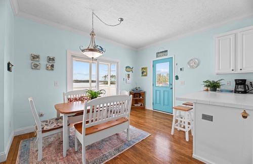 Merritt House | Carolina Breeze - Your Perfect Getaway!