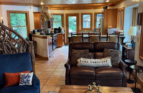 Cullowhee House | Carolina Charm is a modern home with cabin flare on Lake Glenville with own dock