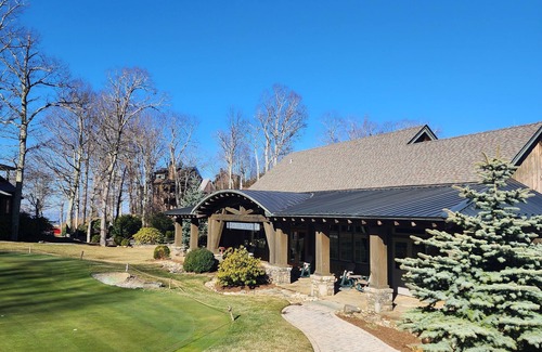Mountain Air Apartment | Carolina Hemlock Suite- Private Club Access
