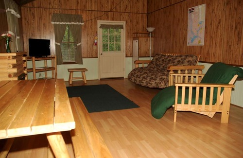 Fair Play Resort | Carolina Landing Camping Resort Deluxe Cabin 6