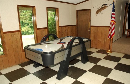 Fair Play Resort | Carolina Landing Camping Resort Cabin 14