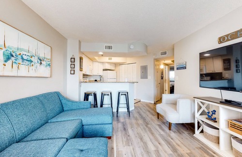 Myrtle Beach Apartment | Carolinian Beach Resort