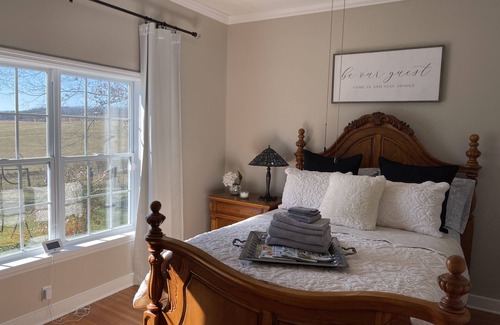 Dunlap Other | Carolyn’s Acres Farm & Incredible Mountain Views