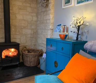 Cirencester House | Carp's Rise Cottage