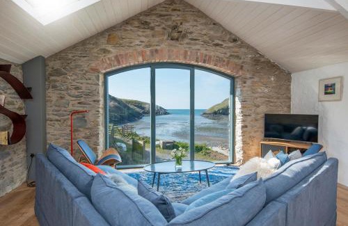 Haverfordwest House | Carreg Samson