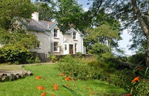 Fishguard House | Carreg Yr Eos - Cottage