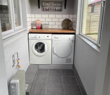 Haverfordwest House | Carreg Yr Onnen