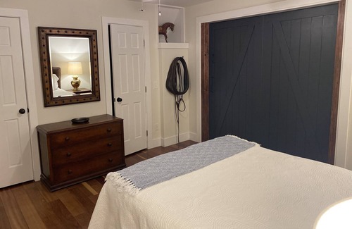 Summerville Historic District House | Carriage House 2-bedroom at Camellia Cottages in historic Summerville