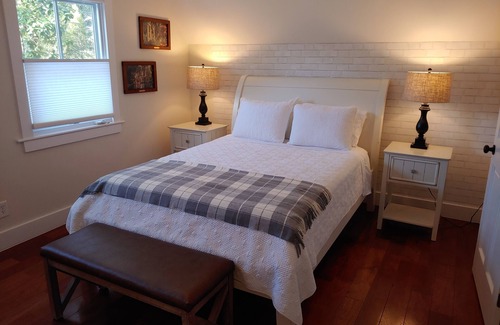 Summerville Historic District House | Carriage House 2-bedroom at Camellia Cottages in historic Summerville