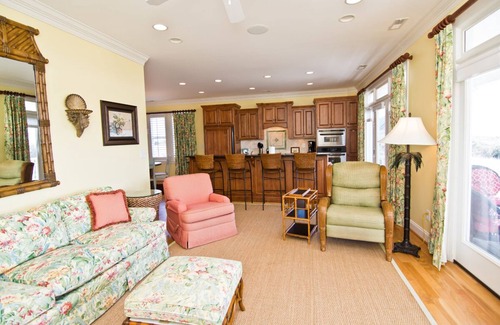 Salter Path House | Carriage House at Water's Edge, Oceanfront in Salter Path, NC!