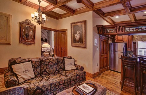 Beach Institute Apartment | Carriage house - McMillan Inn