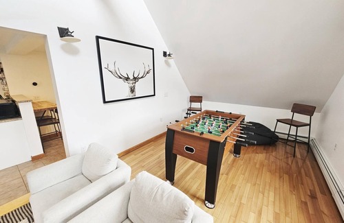 Stowe Village Historic District Apartment | Carriage House on Stowe Main St - Walk Everywhere