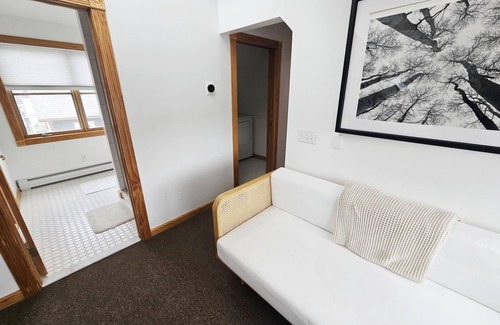 Stowe Village Historic District Apartment | Carriage House on Stowe Main St - Walk Everywhere