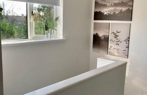 Carrickfergus House | Carrick Retreat - Free off street parking