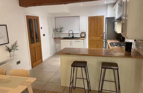 Carrickfergus House | Carrick Retreat - Free off street parking