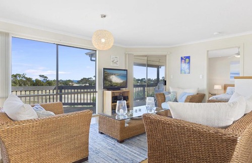Carrickalinga House | Carried Away 9 Dorset Court