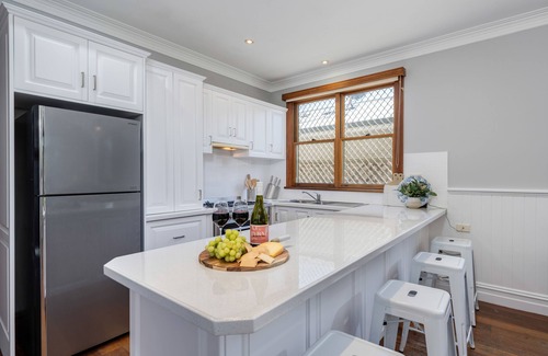 Carrington House | Carrington Charm - Vibrant Village - Dog Friendly