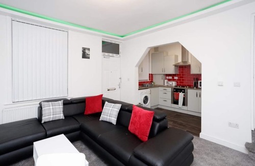 Leeds Apartment | Carter House Apartments