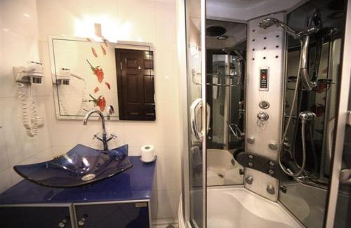 Taksim Hotel | Cartoon Hotel