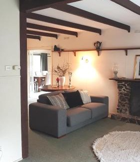 Mount Dandenong House | Cartref, Vintage Welsh Charm Meets Modern Comfort
