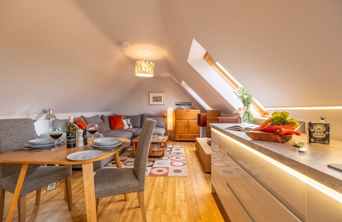 Hoveton Cabin | Cartshed Lodge, Hoveton, Norfolk