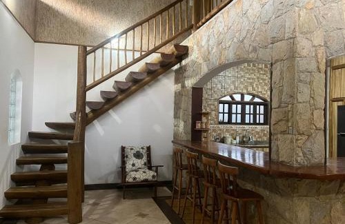 Ubatuba House | Casa à 3 minutos a pé da Praia, com churrasqueira!