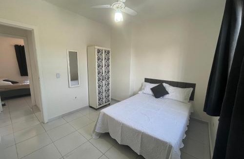 Jardim Mar e Ceu House | Casa 1 km da Praia Enseada com Garagem