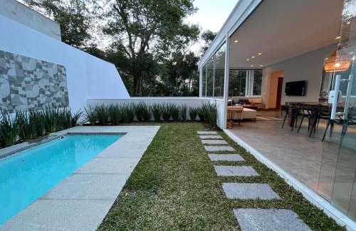 Teresopolis House | Casa 10 Floresta Boa Vista - Piscina Privativa, Adega e Conforto em 4 suítes