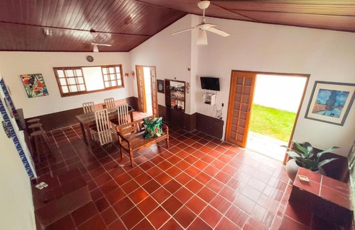 Balneario Praia do Pernambuco House | Casa 10 hospedes 300 metros da praia Guaruja-SP