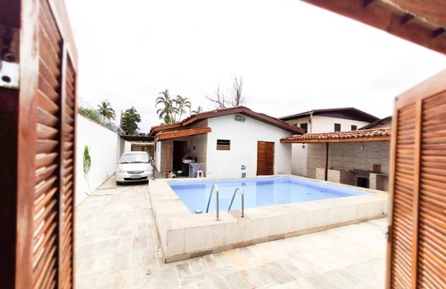 Balneario Praia do Pernambuco House | Casa 10 hospedes 300 metros da praia Guaruja-SP