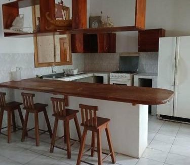 Manglaralto House | Casa 2 pisos cerca de la playa