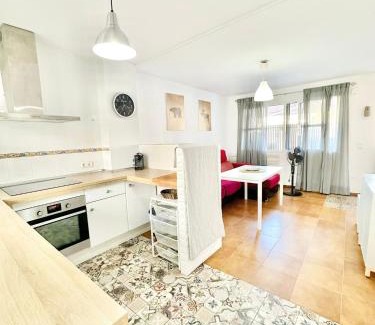 Chiclana de la Frontera Apartment | Casa 3 dormitorios La Barrosa