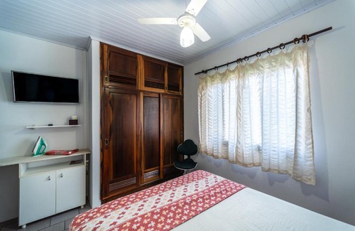 Centro House | CASA 3 QUARTOS COM AR TV A CABO E WI-FI