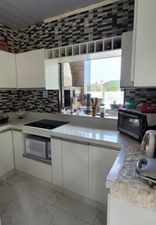 Ilhota House | Casa 4 dormitórios em Itapema