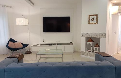 Jurere Internacional House | Casa 4Q c/piscina em Jurerê Internacional MER0671