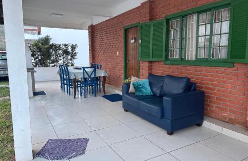 Armacao House | Casa 50 metros praia Armação e Matadeiro Floripa!